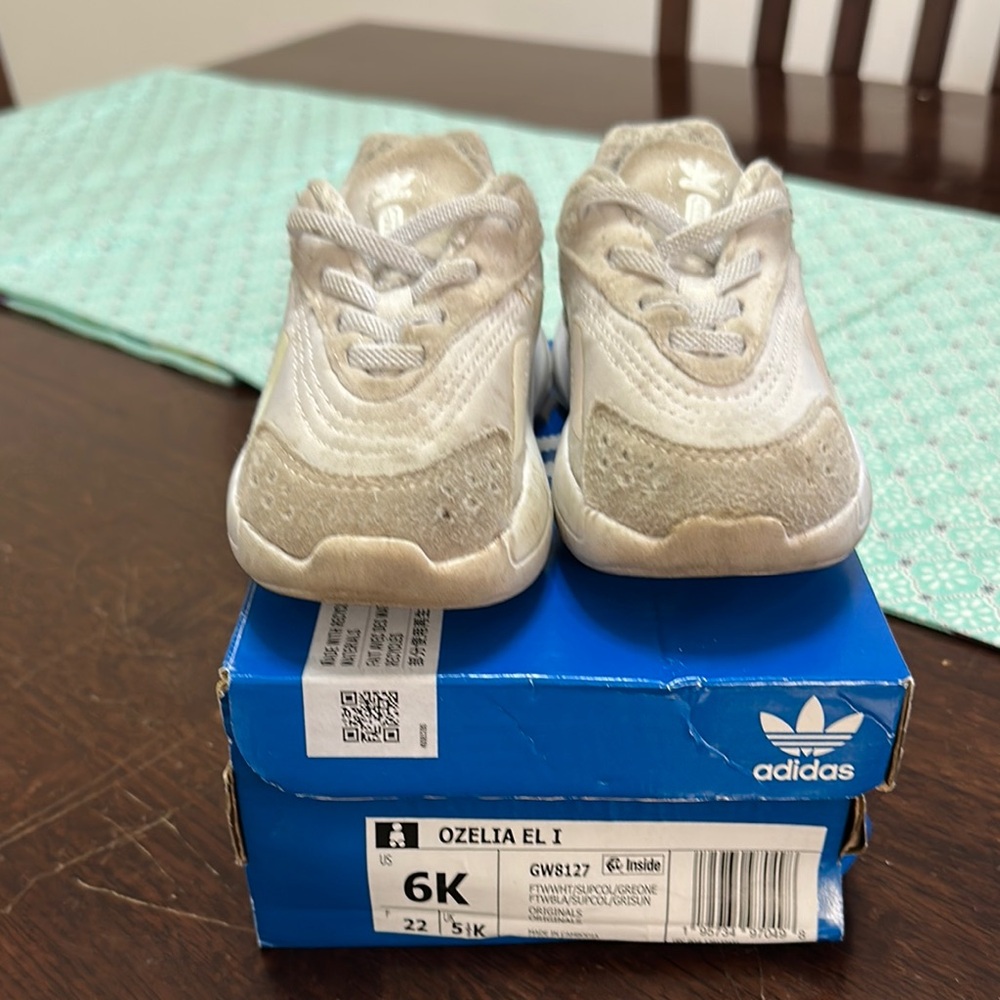 Adidas Cream Sneakers Sporty Design Cushioned Sole
